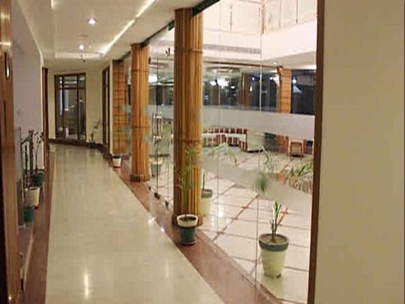 Hotel Padmini Palace Rani Pokhri Luaran gambar
